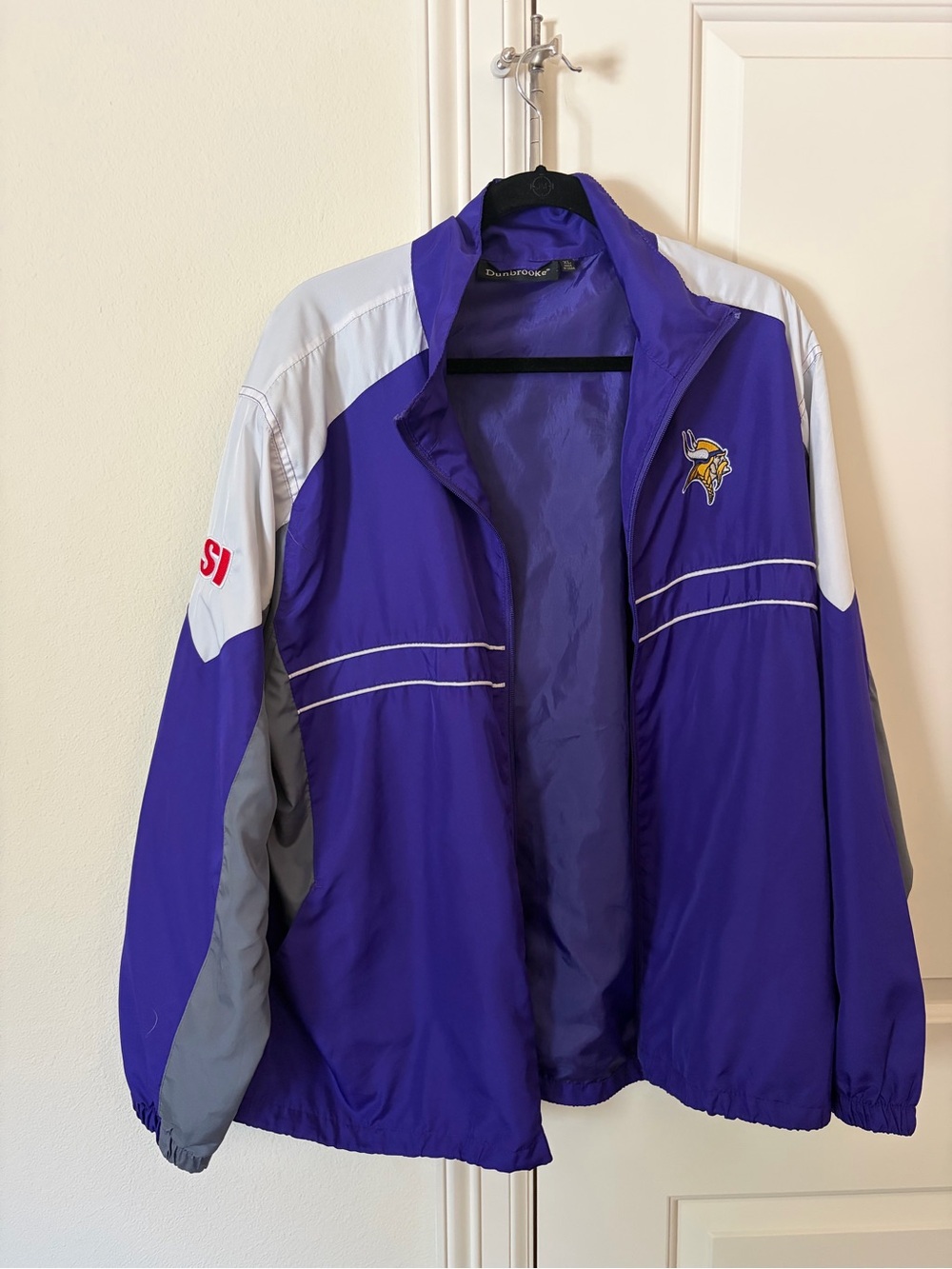 Vintage Minnesota Vikings Sports Illustrated Purple Windbreaker